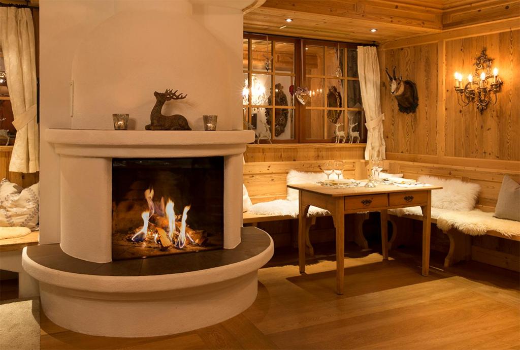 Posezení v ubytování Hotel Bergwelt