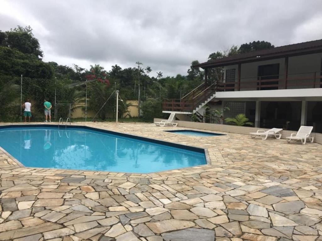  Ap. portaria 24 hs/área de lazer/Itagua