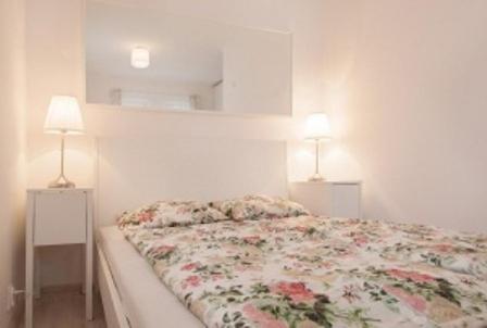 Posteľ alebo postele v izbe v ubytovaní 4 Couples & 4 Friends Hostel