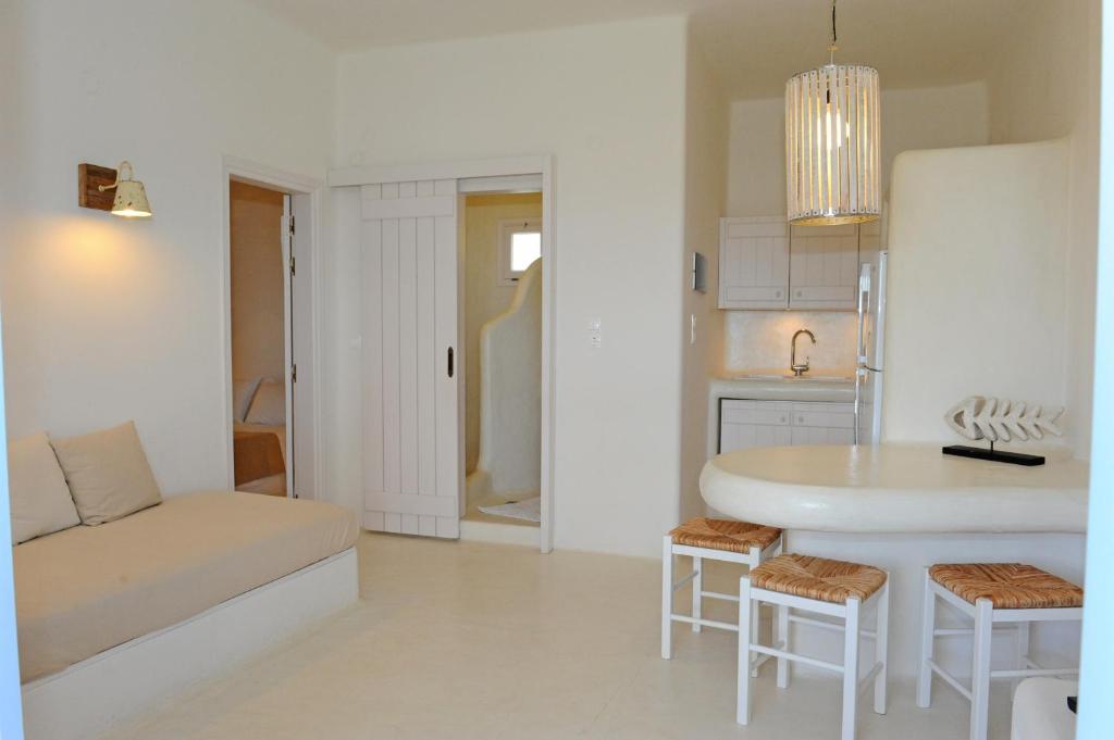 A cozinha ou kitchenette de Sarakiniko View Studios