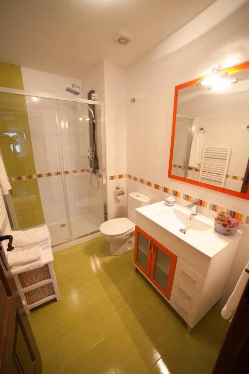 Kúpeľňa v ubytovaní Apartamentos Rurales Sierra de Béjar