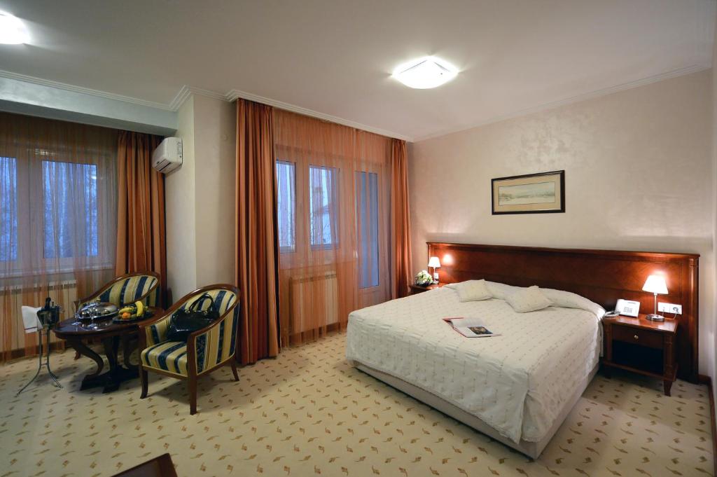 
Superior Double or Twin Room  with Free Parking
