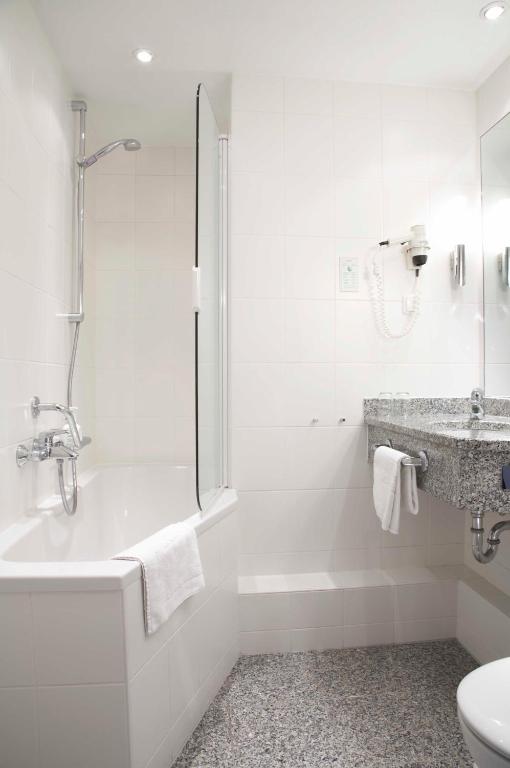 Hotel Baseler Hof - Resim 12