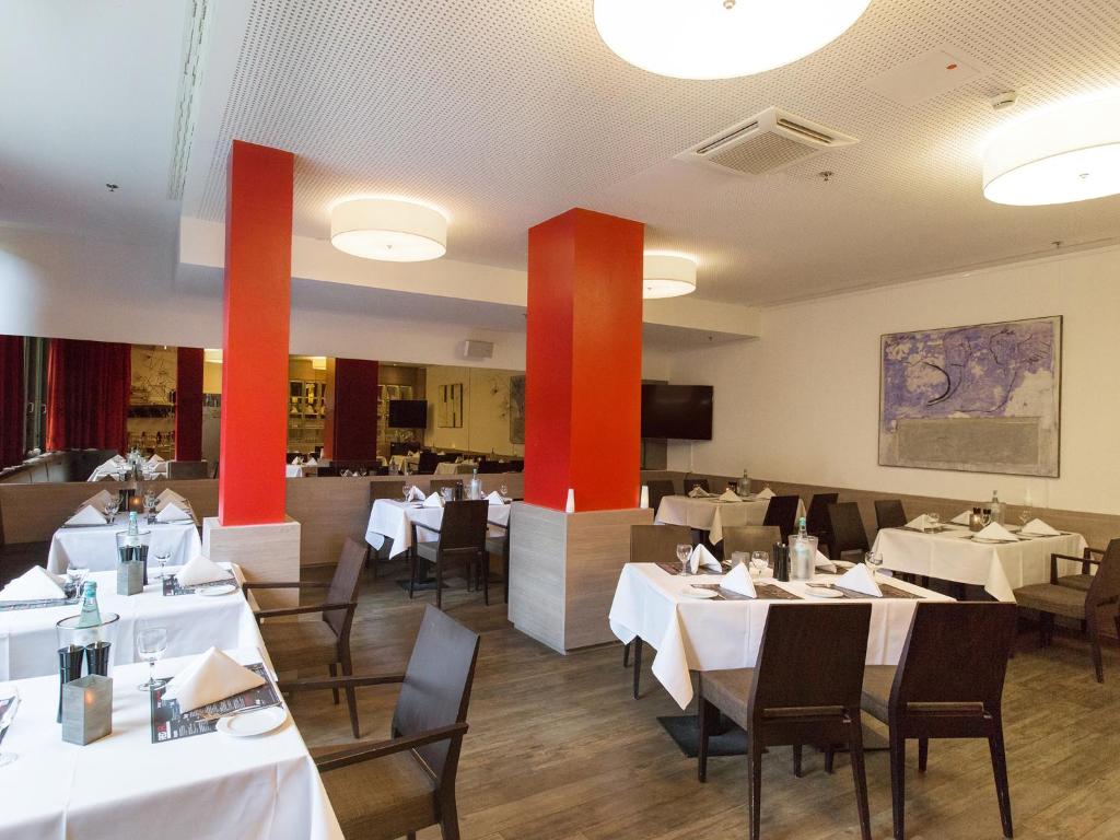 Restaurace v ubytování DORMERO Hotel Hannover