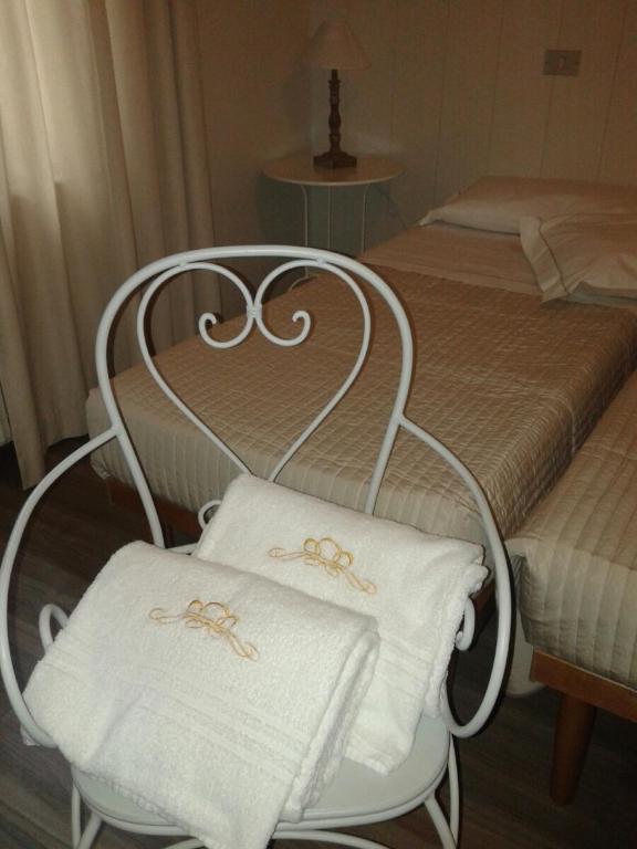 Postel nebo postele na pokoji v ubytování Hotel Malta