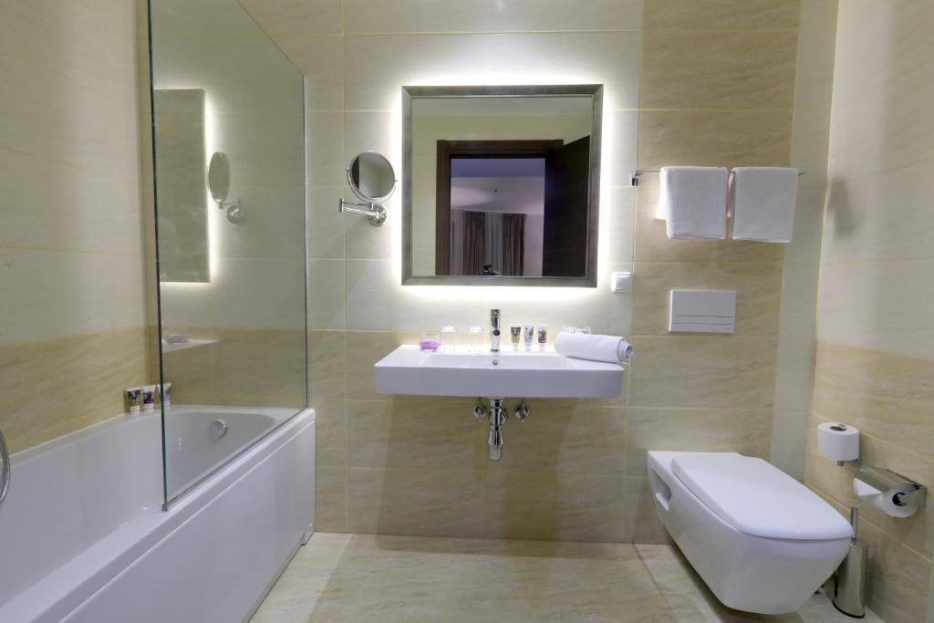 Mercure Tetovo - Habitación Doble Superior Con Cama Con Sofá
