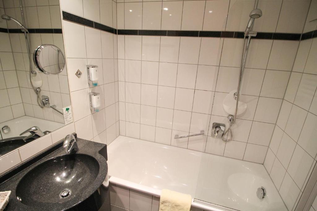 Hotel National Düsseldorf (Superior) - Resim 19