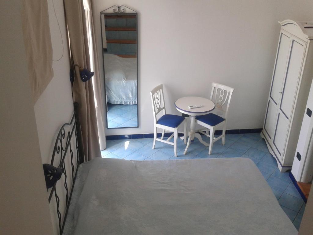 B&B Il Porticciolo di Amalfi - Habitación Doble Económica