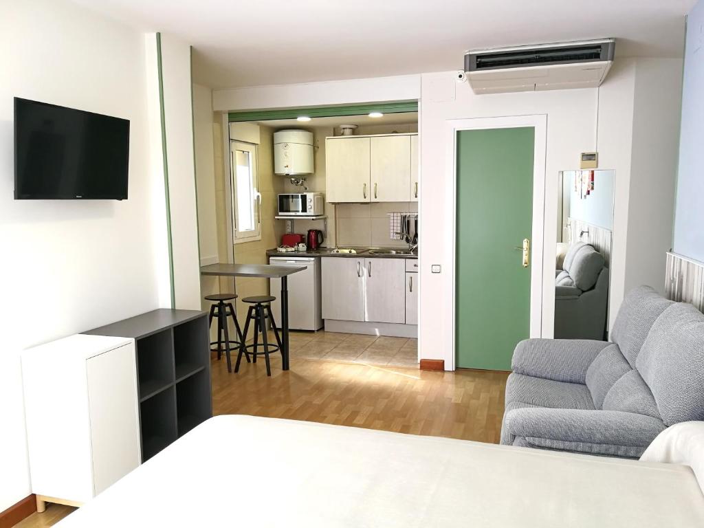 Kuchyňa alebo kuchynka v ubytovaní Hotel Apartamentos Aralso