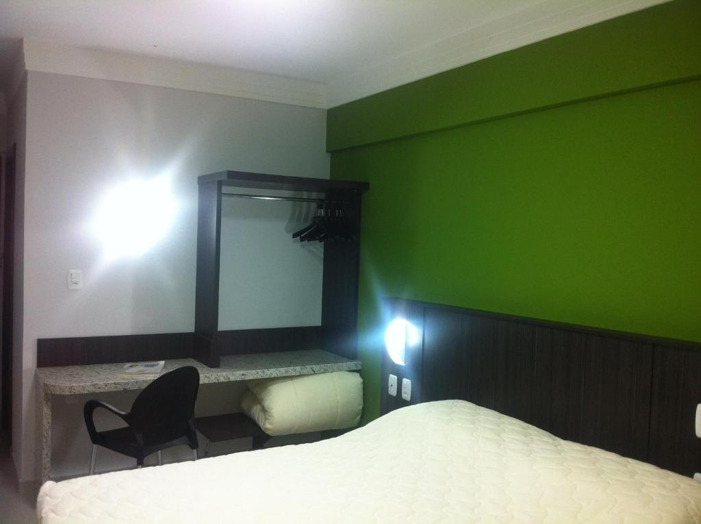  Hotel Cantelle