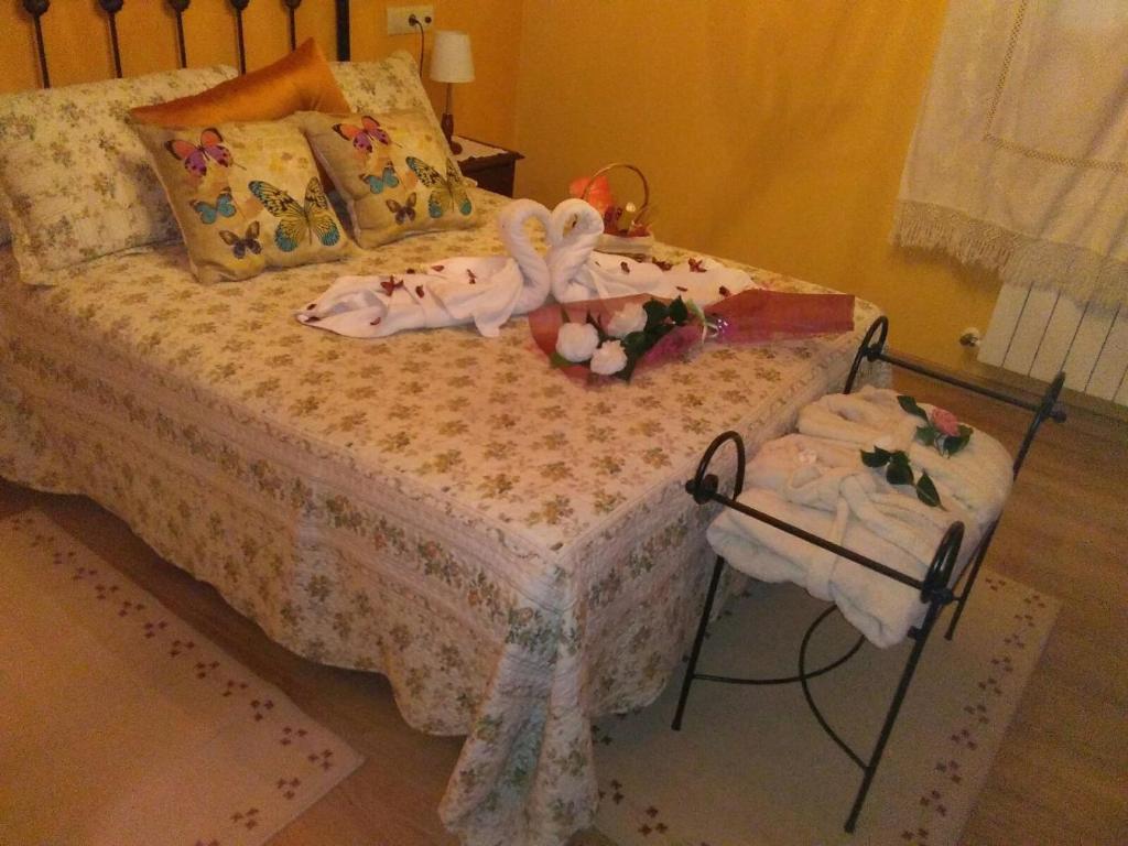 Posteľ alebo postele v izbe v ubytovaní Casa Rural Os Carballos