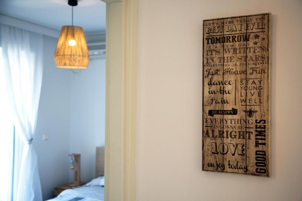 Boutique52 Luxury Apartments - 17