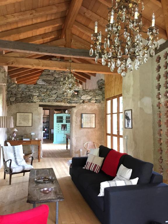 Posedenie v ubytovaní Corte Villa Donati