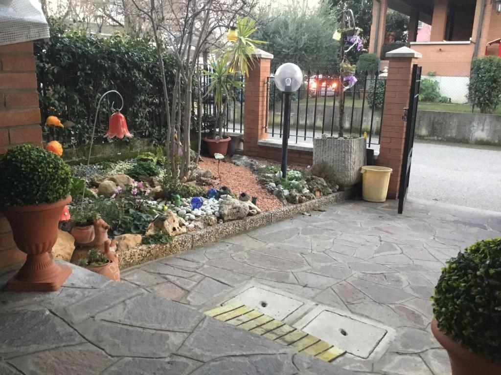 A garden outside La Stellina