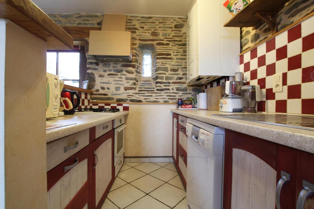 Kuchyň nebo kuchyňský kout v ubytování Le Petit Manoir - Jean Gédouin