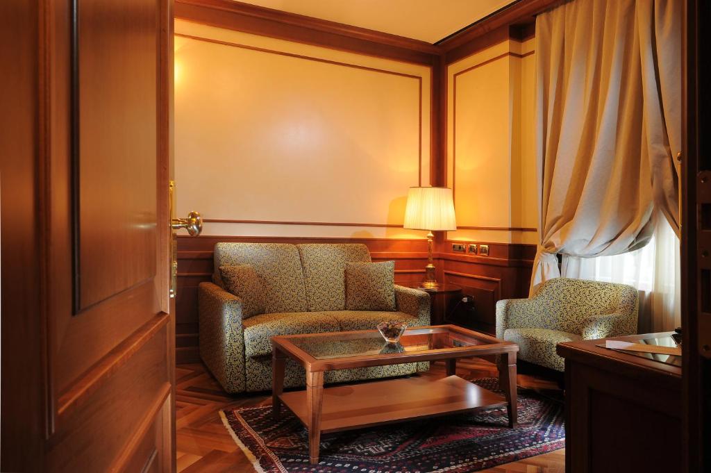 Posezení v ubytování Hotel Manzoni