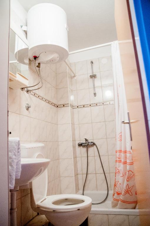 Kúpeľňa v ubytovaní Apartments Vulić