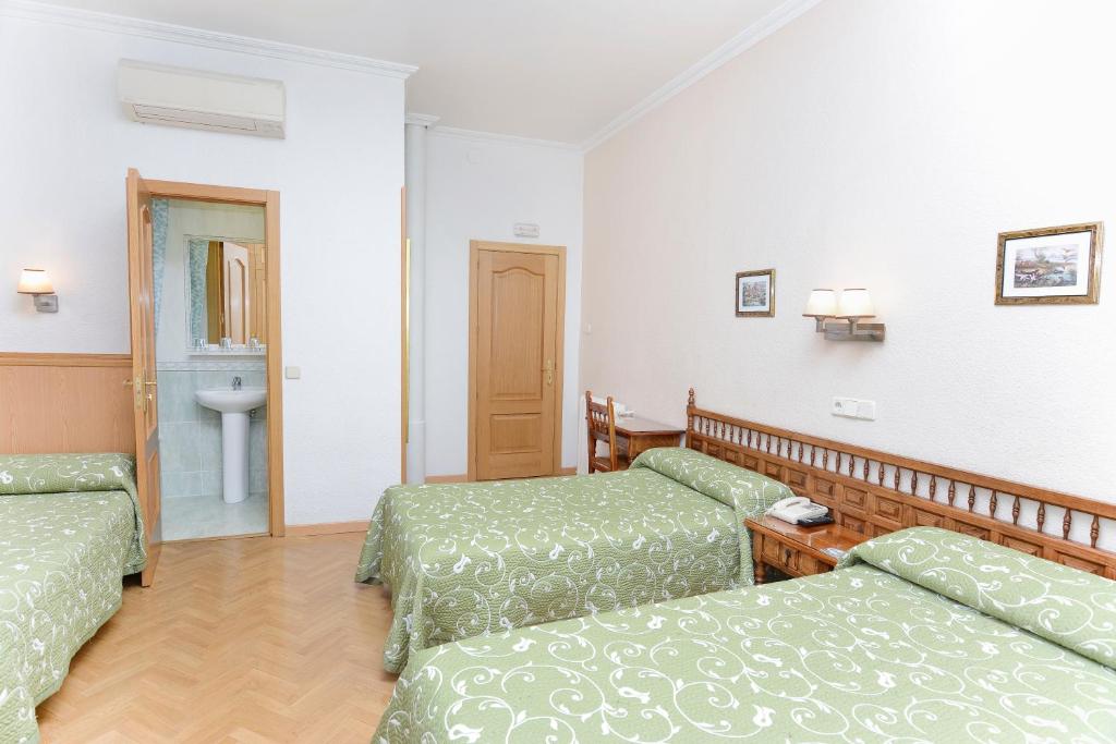 Hostal Biarritz, Madrid – Updated 2022 Prices