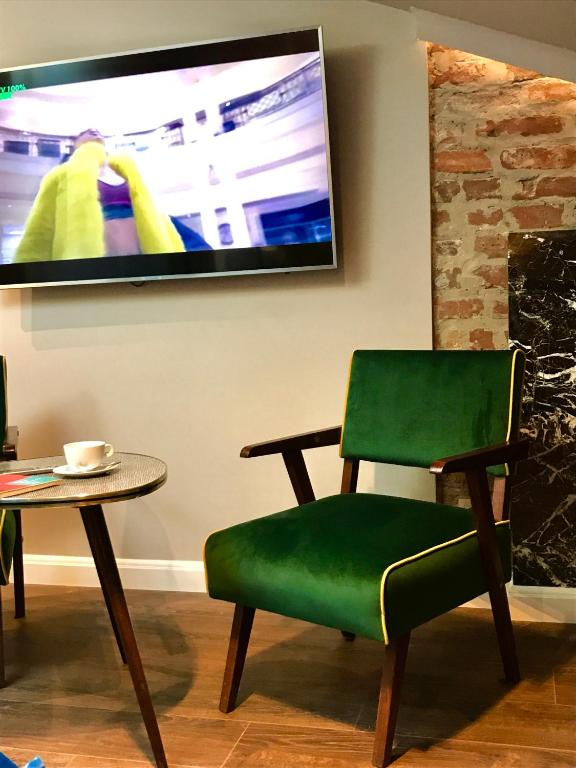 SLEEPWELL NOWY SWIAT - wejscie przez dziedziniec - brama Ordynacka 14 - Resim 34