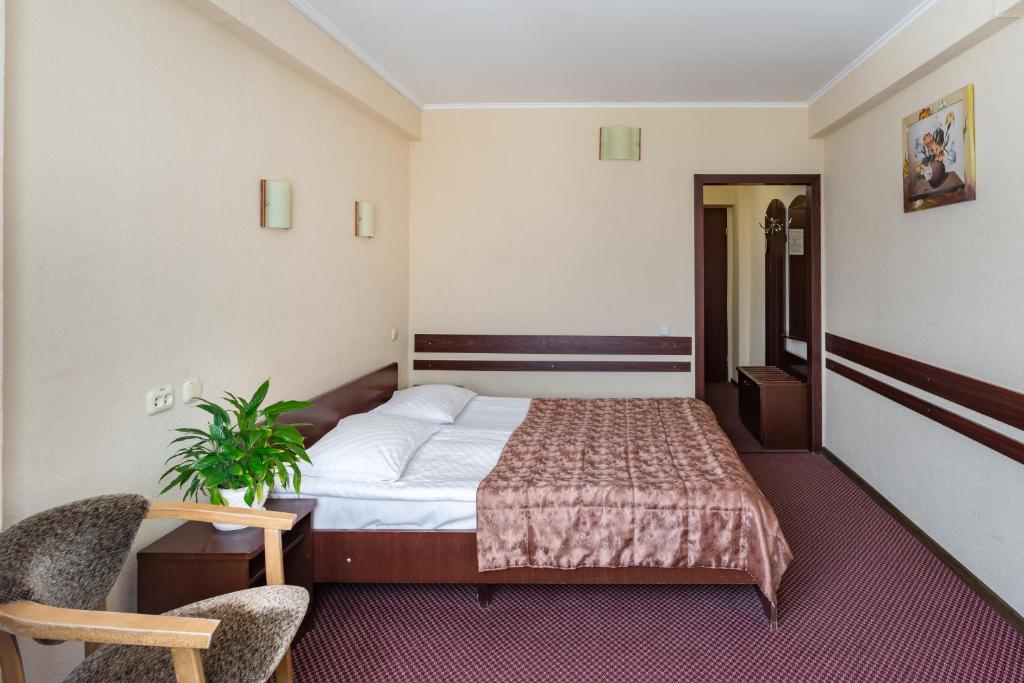 Tourist Hotel Complex - Economy Double Room