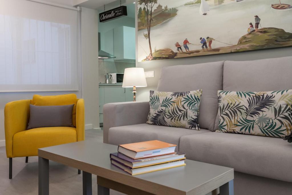 Posezení v ubytování Atelier Plaza Nueva Plus