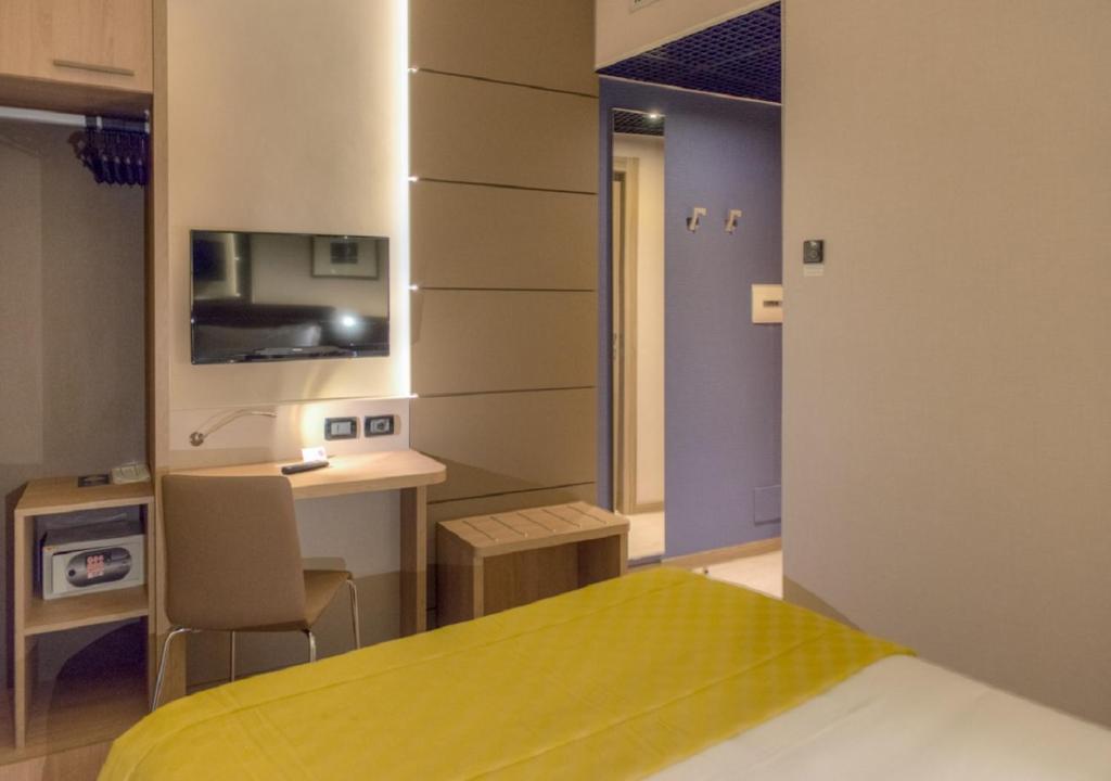 Kuchyň nebo kuchyňský kout v ubytování Cardano Hotel Malpensa