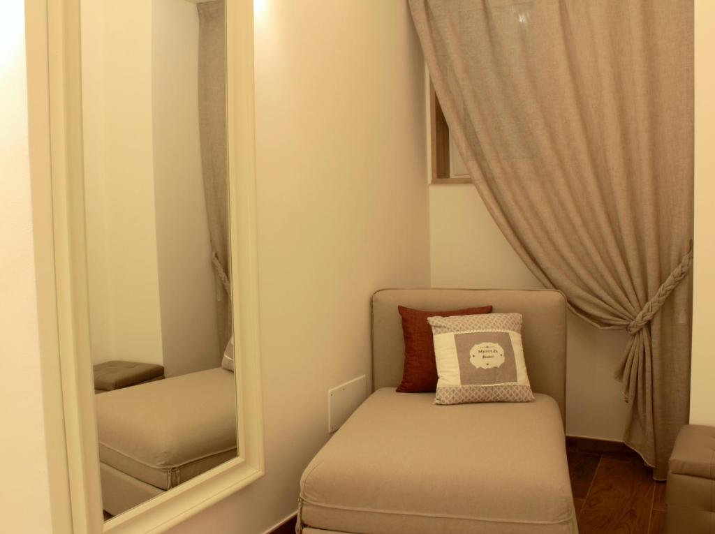 DeShome Guest House - 17