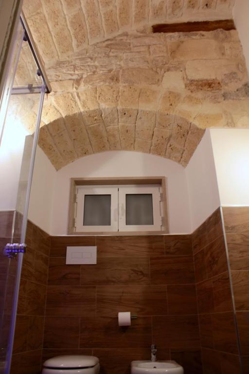 DeShome Guest House - 8