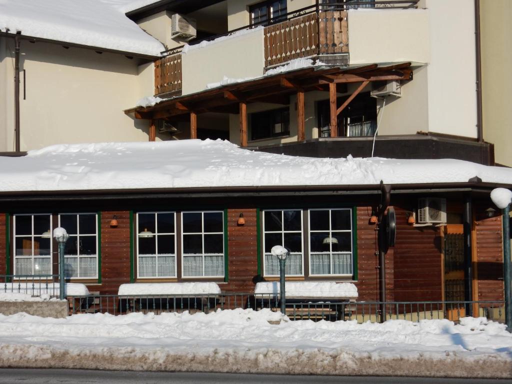 Garni Hotel Terano v zimě