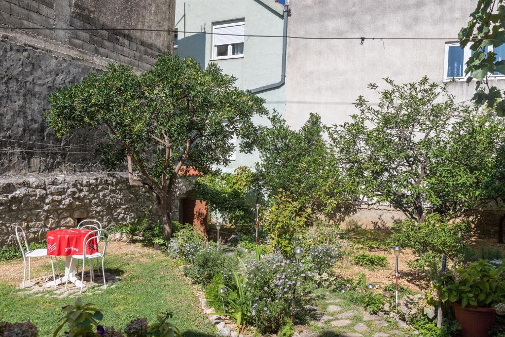 Zahrada ubytování Apartment Ante Tonci