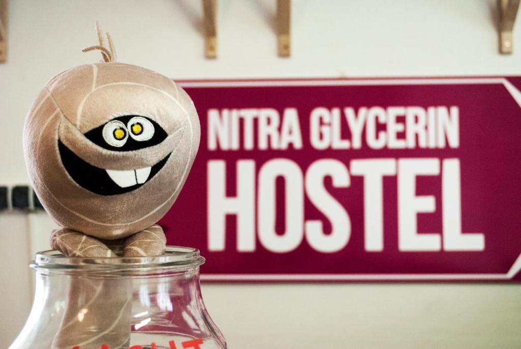 Certifikát, hodnocení, plakát nebo jiný dokument vystavený v ubytování Nitra Glycerin Hostel
