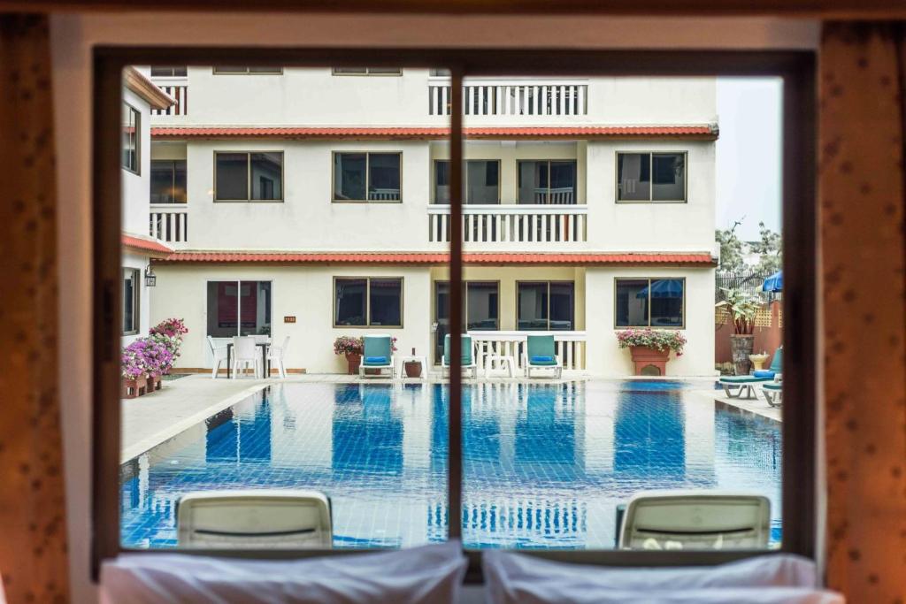 The Residence Garden - Resim 4