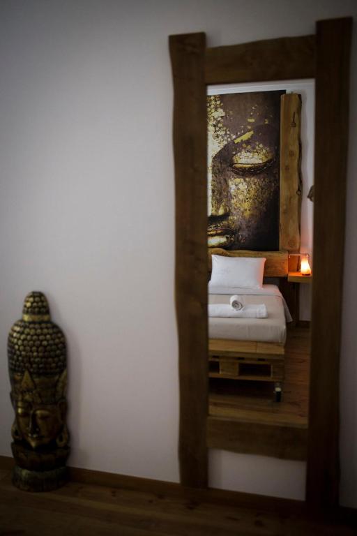 Modern & Recycled Guest House - Double Room
