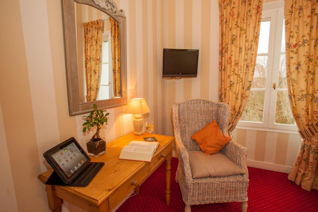 Logis Le Fleuray - Charm Double Room