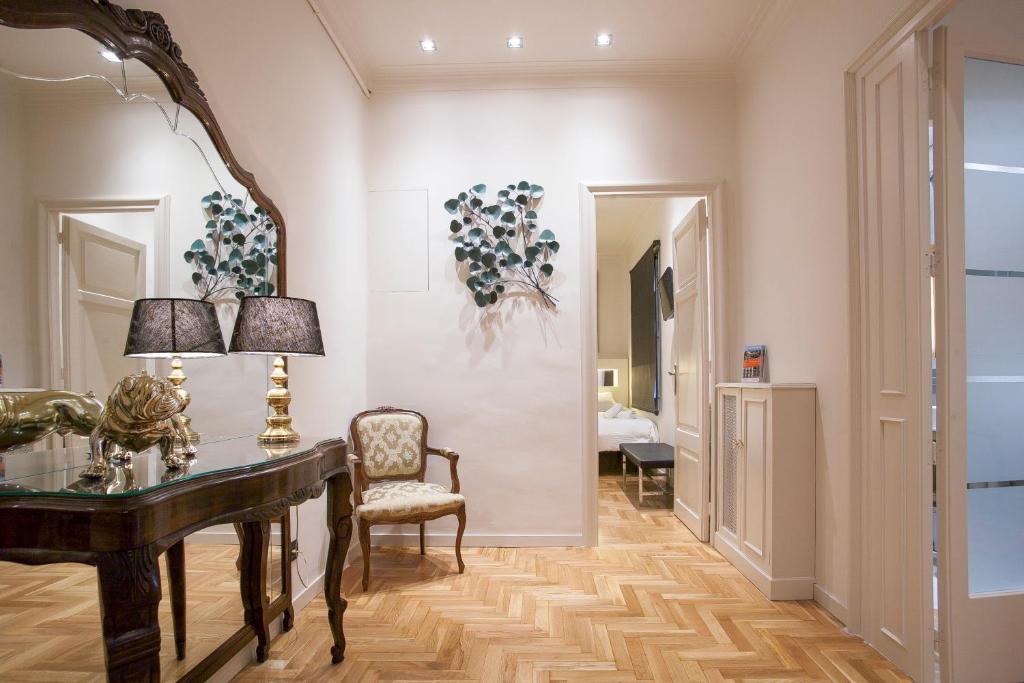 Posteľ alebo postele v izbe v ubytovaní Tendency Sagrada Familia Luxury