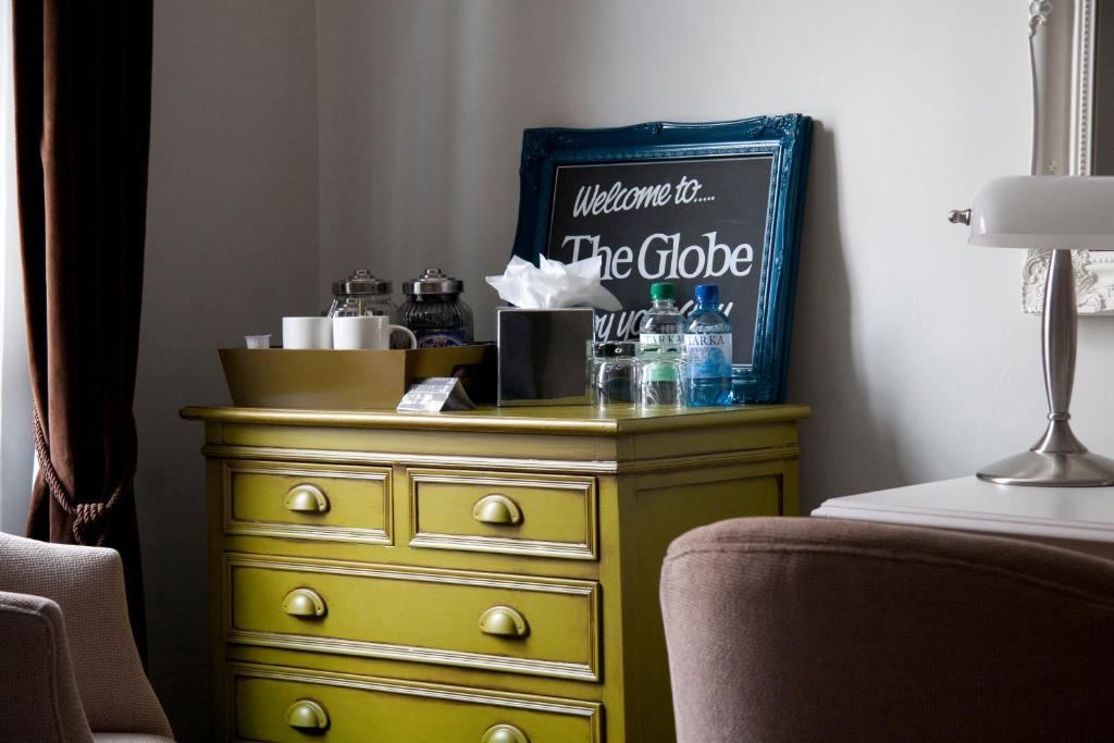 The Globe - Resim 35