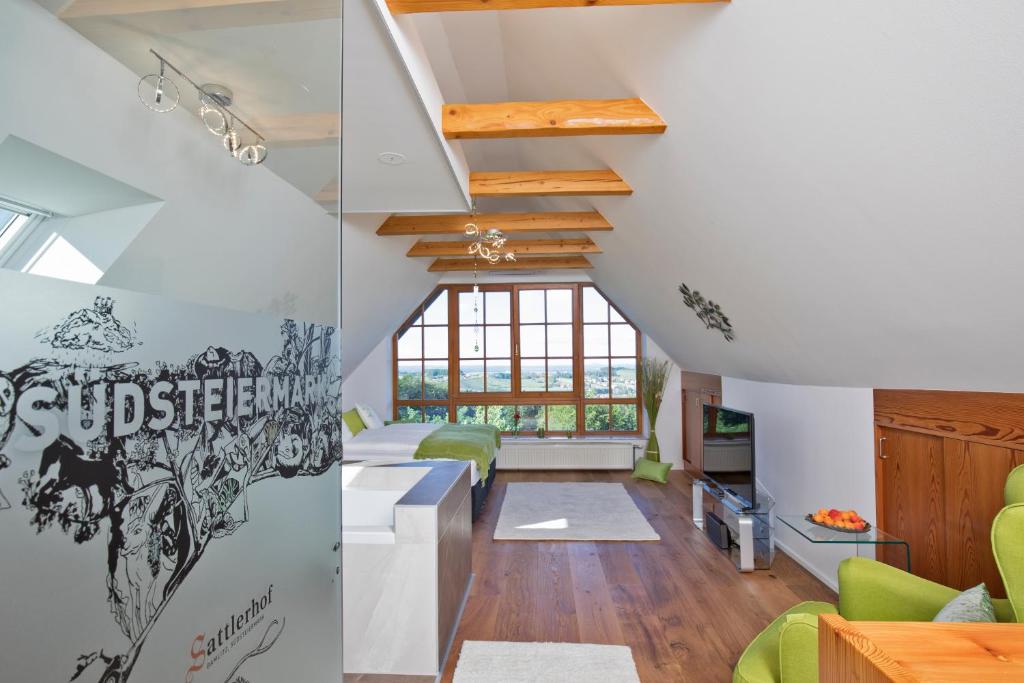 Posezení v ubytování Sattlerhof Genießerhotel & Weingut