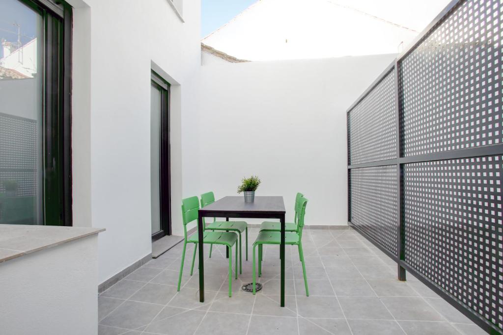 Lewis&Peter Apartments Los Remedios - Apartment With Terrace