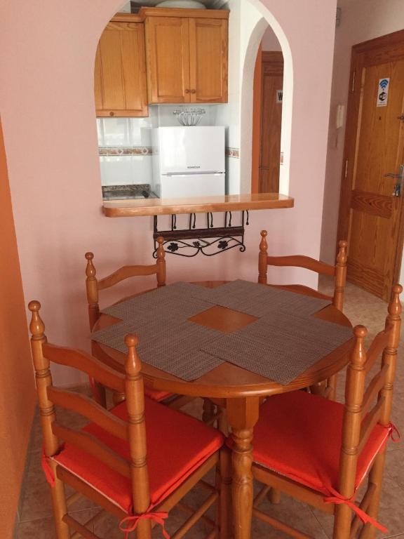 Kuchyň nebo kuchyňský kout v ubytování Apartamento Ibanez, casa 119
