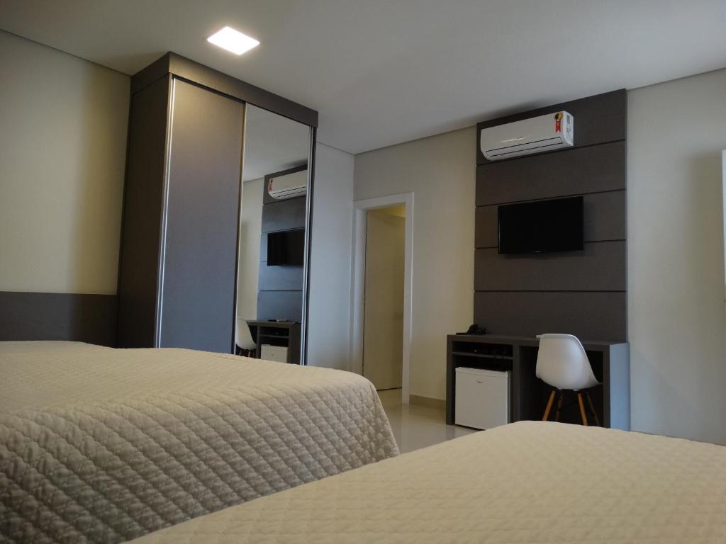  Cynn Hotels
