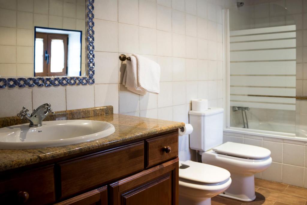 A bathroom at Casa Roan y Casa Grande