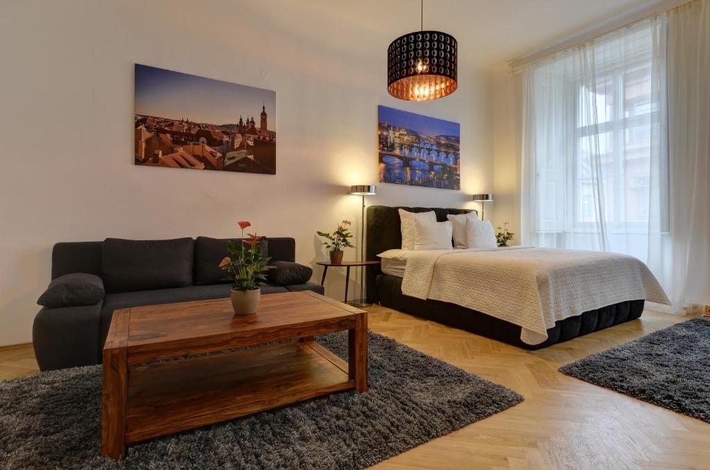 Royal Route Residence - Superior Apartment