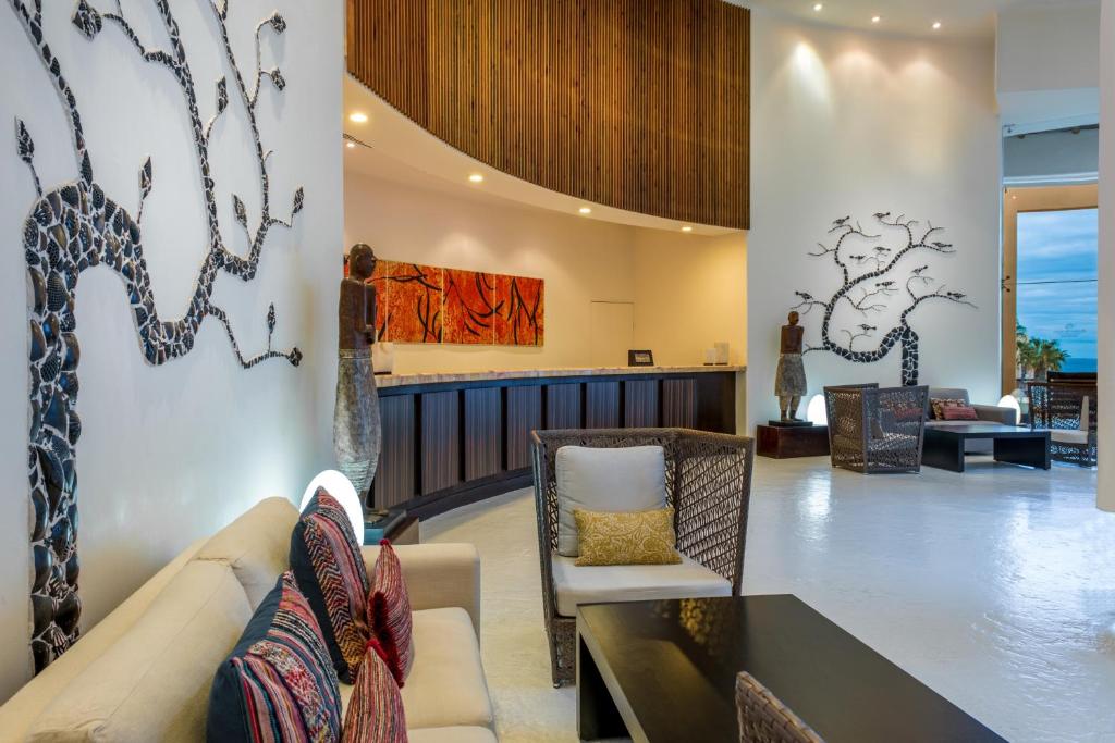 Best luxury hotels in Los Cabos 132224787