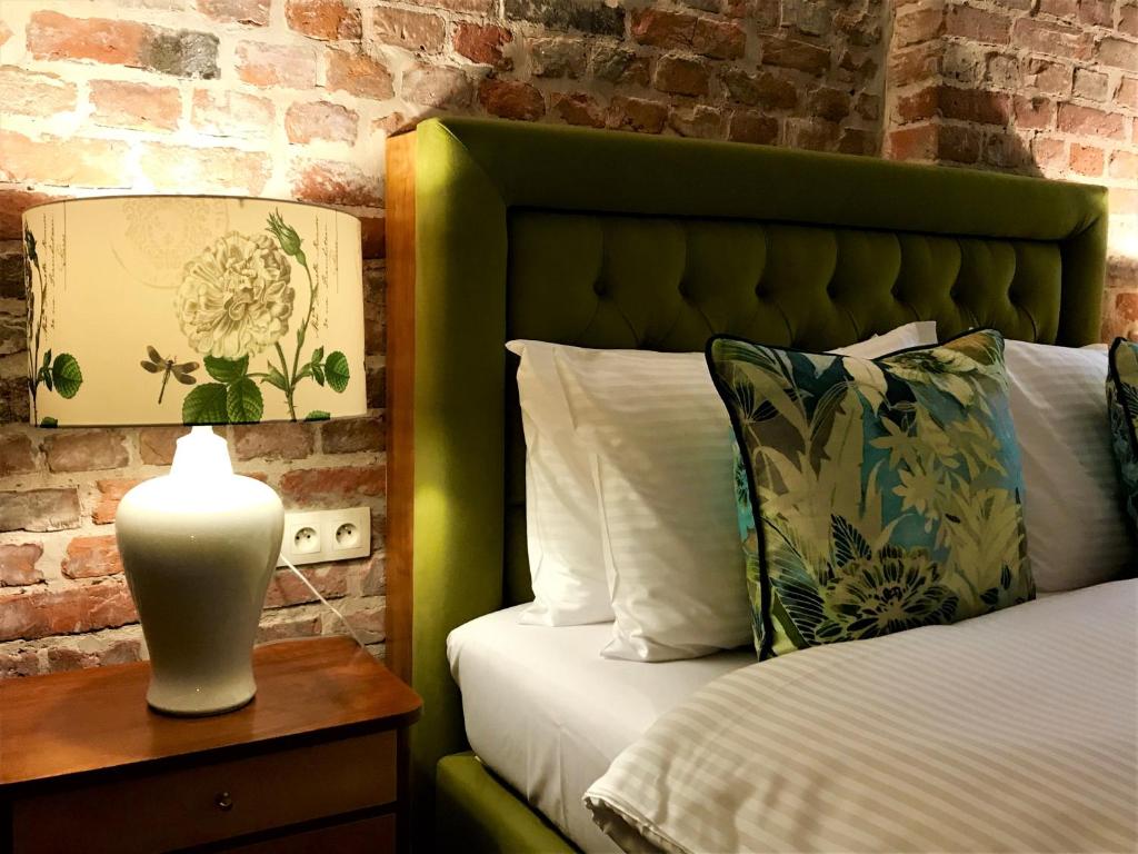 SLEEPWELL NOWY SWIAT - wejscie przez dziedziniec - brama Ordynacka 14 - Resim 31