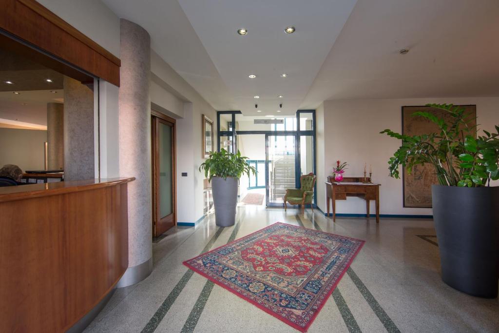 Vstupní hala nebo recepce v ubytování Hotel La Cascata