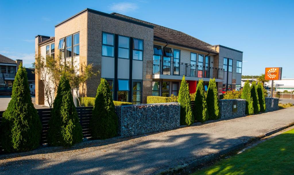 Coleraine Suites & Apartments - Resim 44