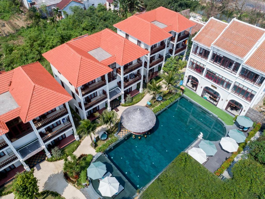 Bazén v ubytování Hoi An Emotion Boutique Villa nebo v jeho okolí