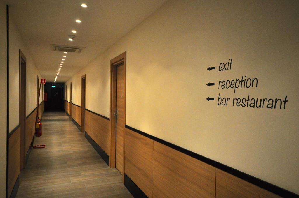 Certifikát, hodnocení, plakát nebo jiný dokument vystavený v ubytování Hotel 325 Tor Vergata