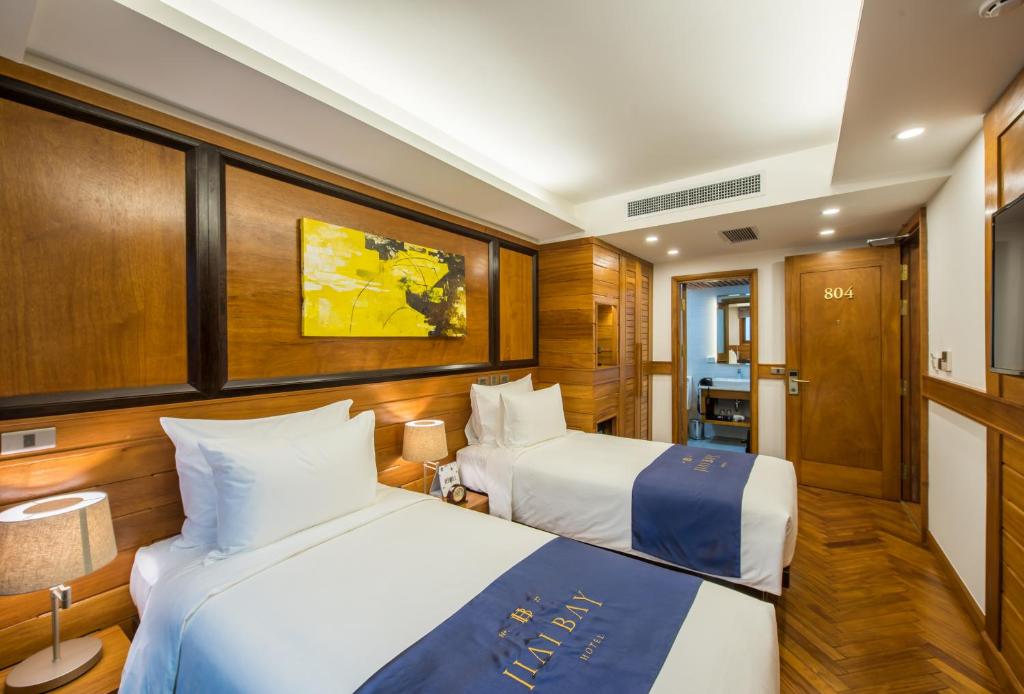 Phòng Deluxe Giường Đôi/2 Giường Đơn với Cửa Sổ Trong