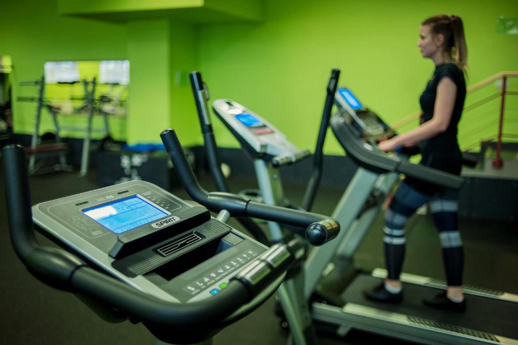 Fitness centrum a/nebo fitness zařízení v ubytování Hotel Mezaparks